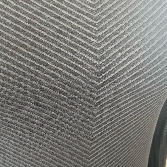 Athleta Thermal Layer - Picture 3 of 6